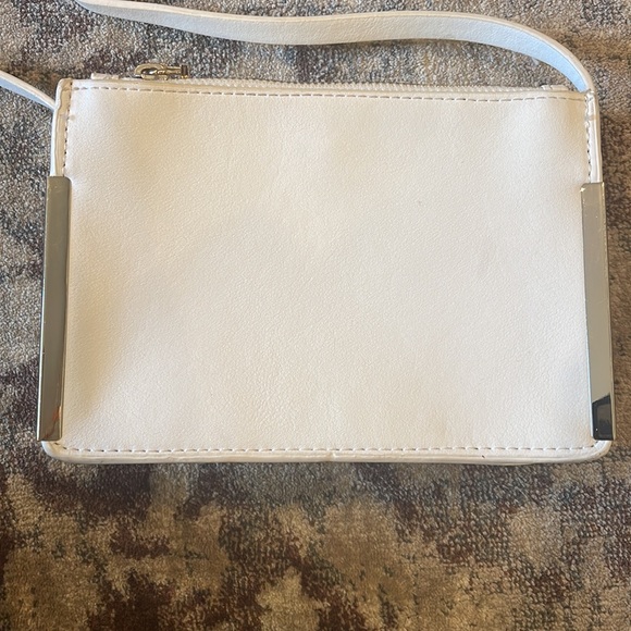 Zara Ivory Crossbody Bag with Metal Trim - Picture 4 of 12